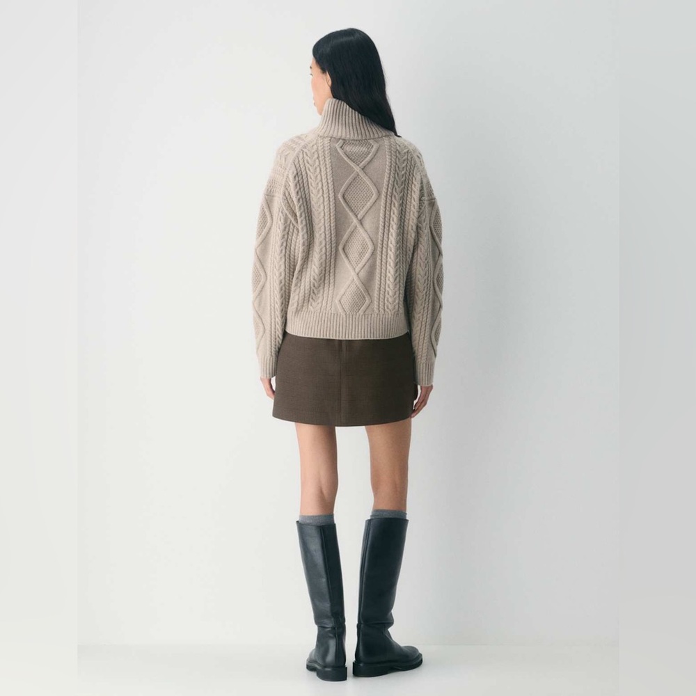 Aritzia Heritage Knit Merino Wool Hi-Hip Turtleneck, Sz Small - Picture 3 of 10